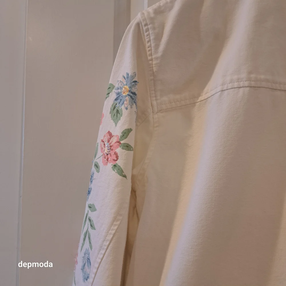 Alfred Dunner White Floral Jean Jacket Size 12